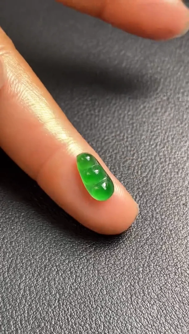 【闪购商品】定制翡翠未镶嵌翡翠毛货~