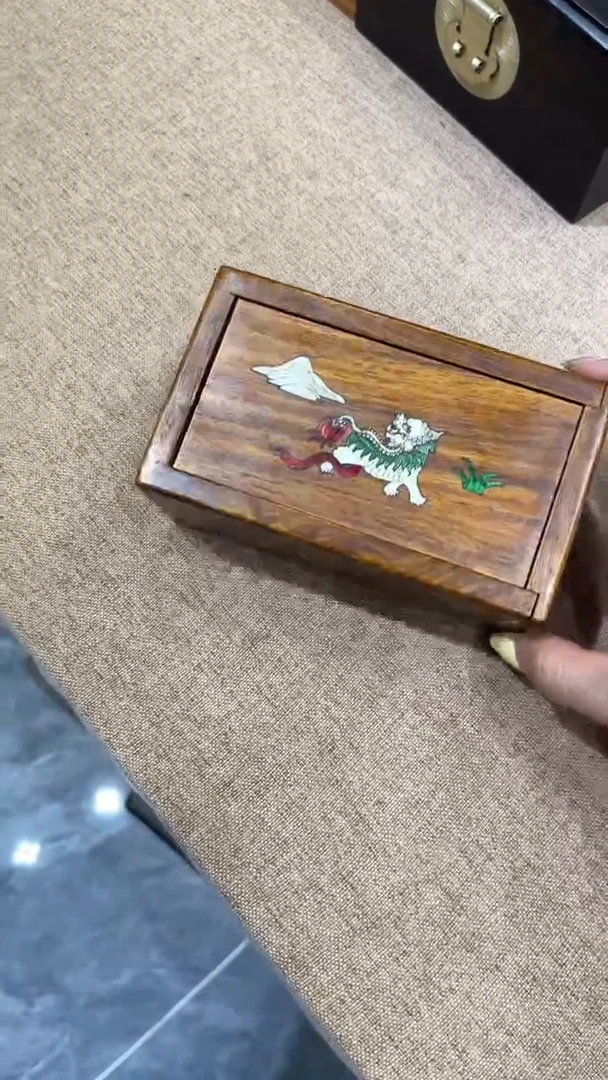 木麒麟螺钿小机关盒