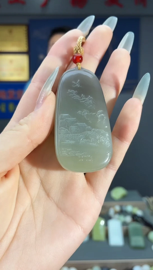 颈饰未镶嵌和田玉1