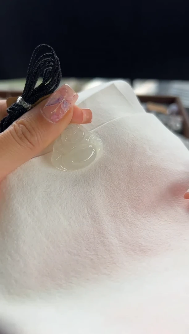 【闪购商品】翡翠颈饰18K金镶嵌41号