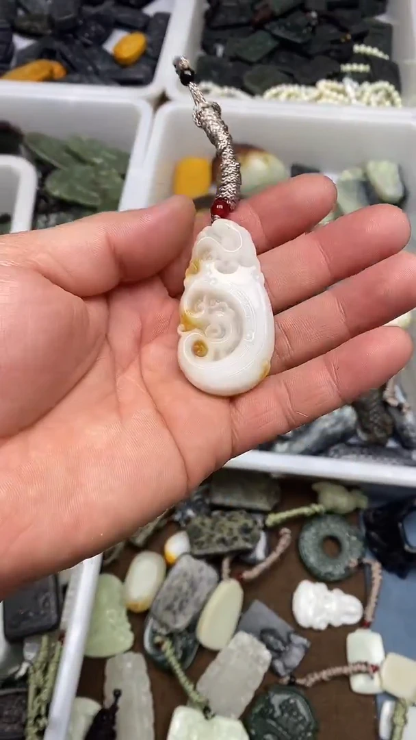 吊坠(不含链)未镶嵌和田玉1