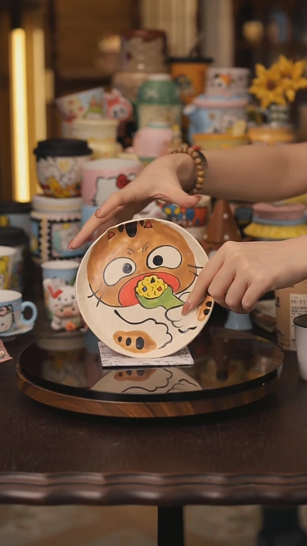 景德镇釉下彩绘设计师款式陶瓷