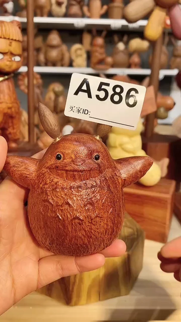 【闪购商品】木木雕摆件可爱卡通