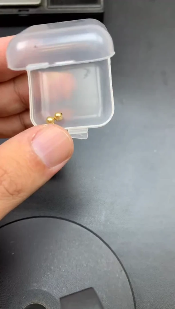 颈饰18K金镶嵌翡翠南****️金珠4mm