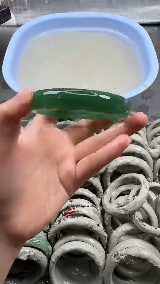 未镶嵌手镯石英质玉7 6665