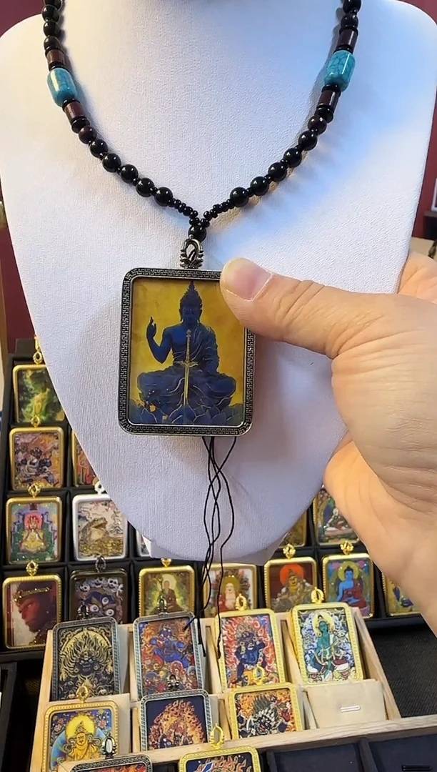 吊坠青海热贡手绘唐卡