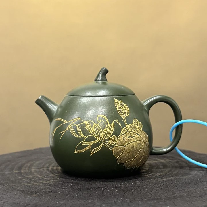 AA2194绿泥戗金茄瓜