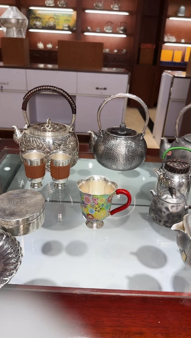 足银999精工手工百花景泰蓝大漆主人杯