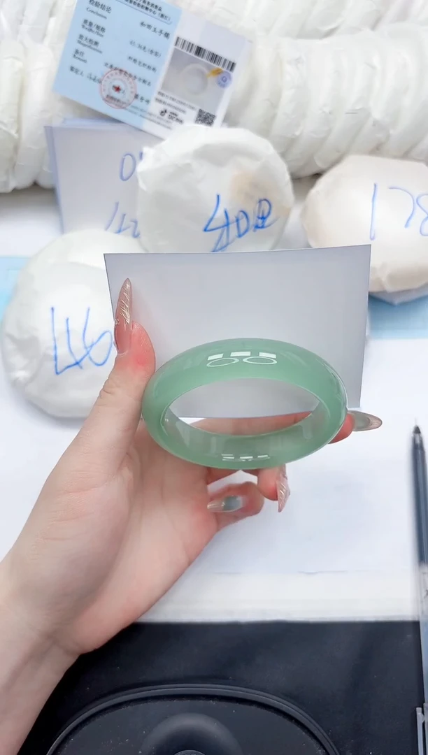 石英质玉手镯未镶嵌342-60