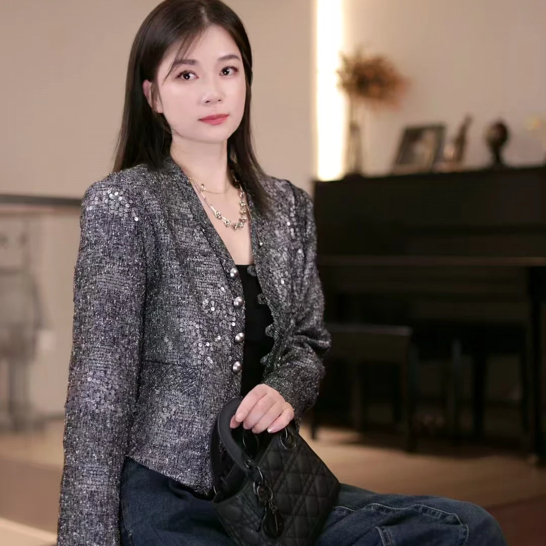 短款女纽扣亮片短外套百搭小香风牛仔洋气休闲（86050）