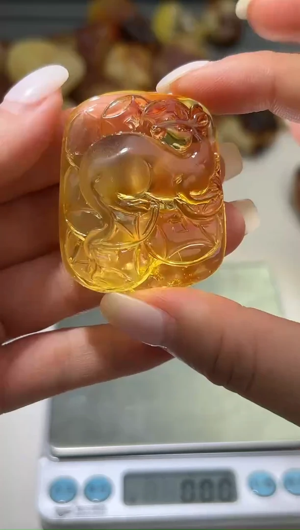 裸石琥珀未镶嵌琥珀蜜蜡吊坠