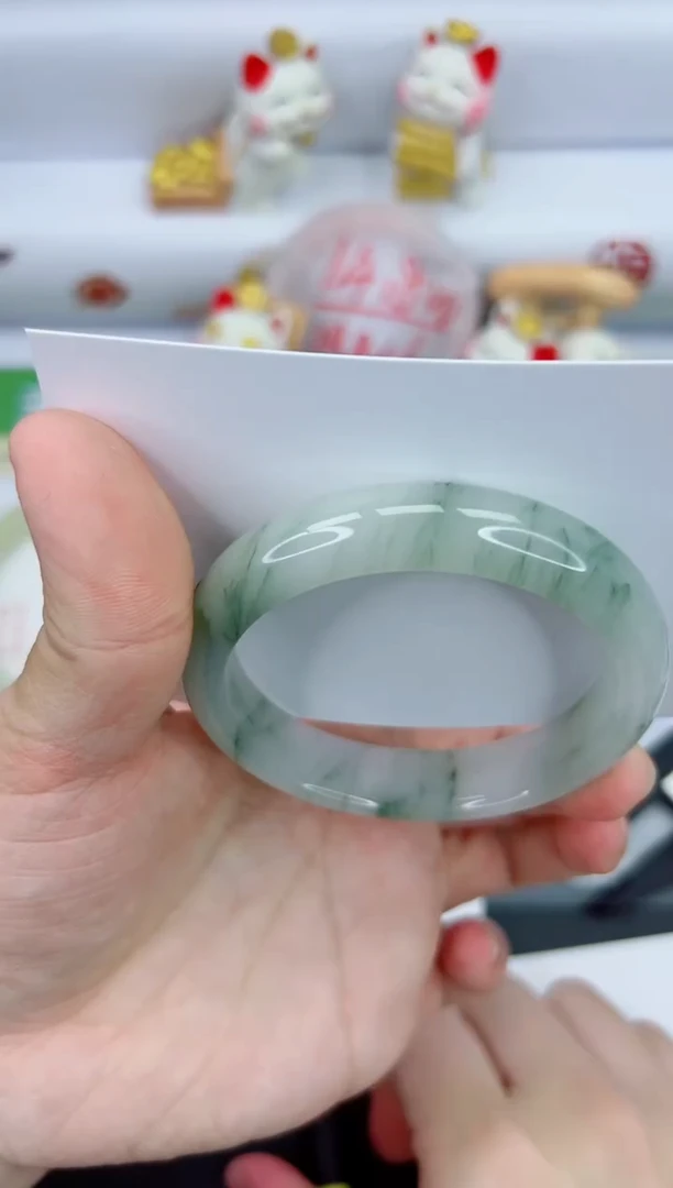 【闪购商品】石英质玉手镯未镶嵌489-56.3