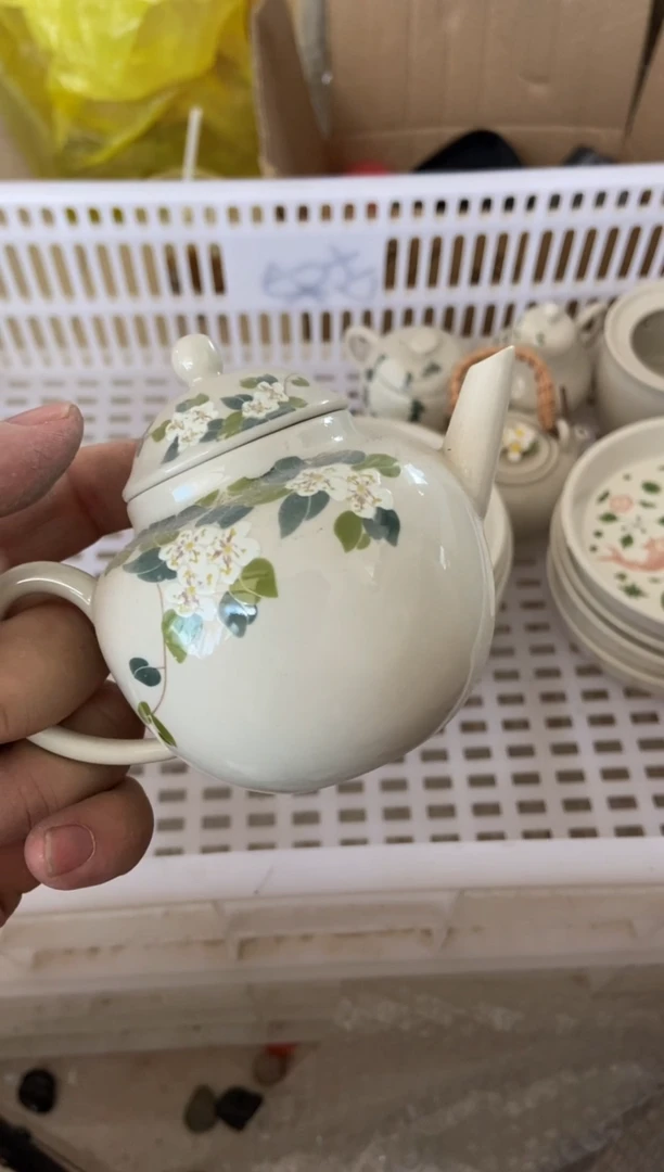 无运费险有瑕疵的摄影的产品有使用过的痕迹有点脏介意勿拍