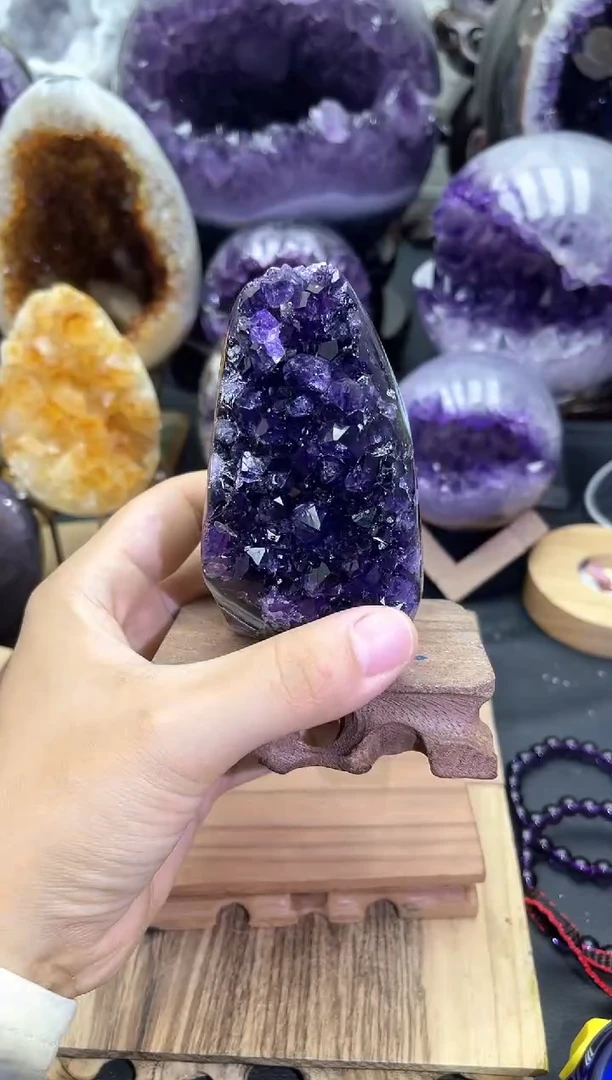 未镶嵌大型摆件（非配饰）紫晶153号摆件