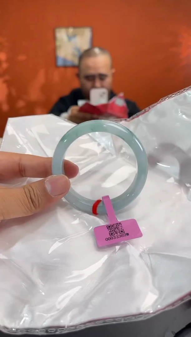 未镶嵌手镯翡翠5        圈口55