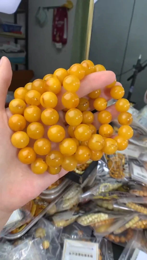 蜜蜡未镶嵌珠宝奇石多样性发一件