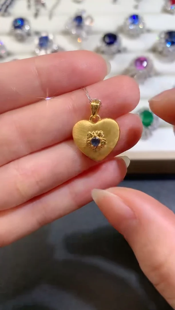 【闪购商品】蓝宝石吊坠18K金镶嵌D26|550