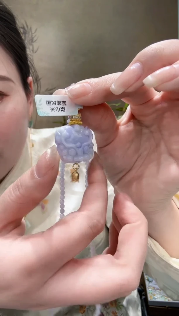 【闪购商品】翡翠耳饰未镶嵌吊坠