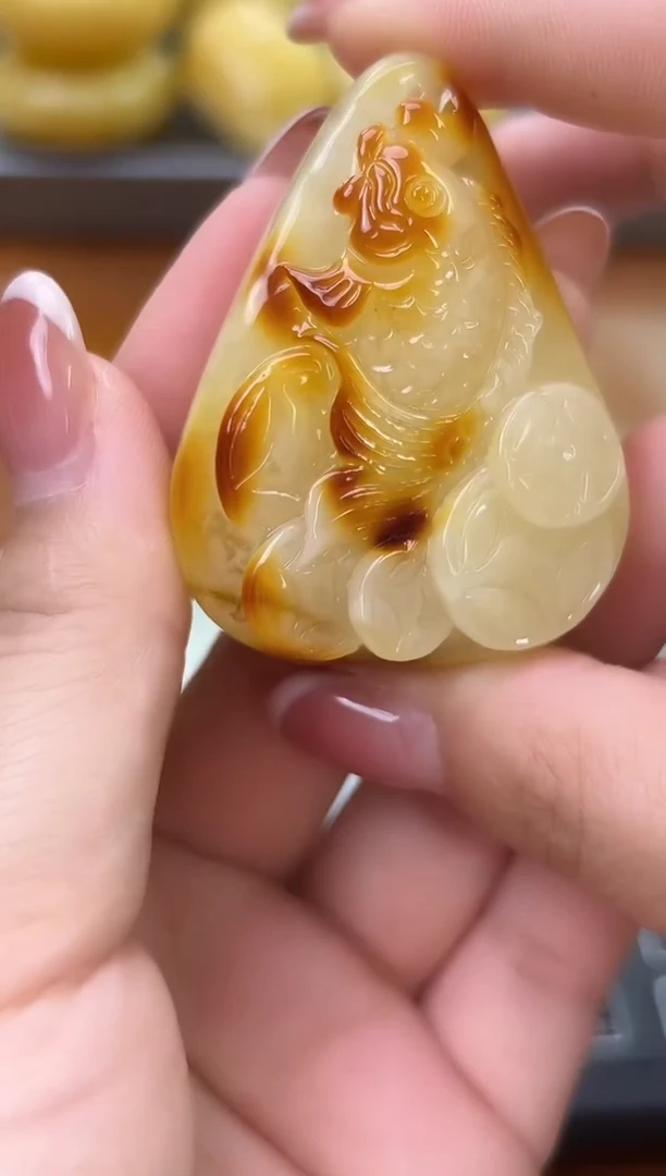 未镶嵌蜜蜡裸石琥珀蜜蜡吊坠