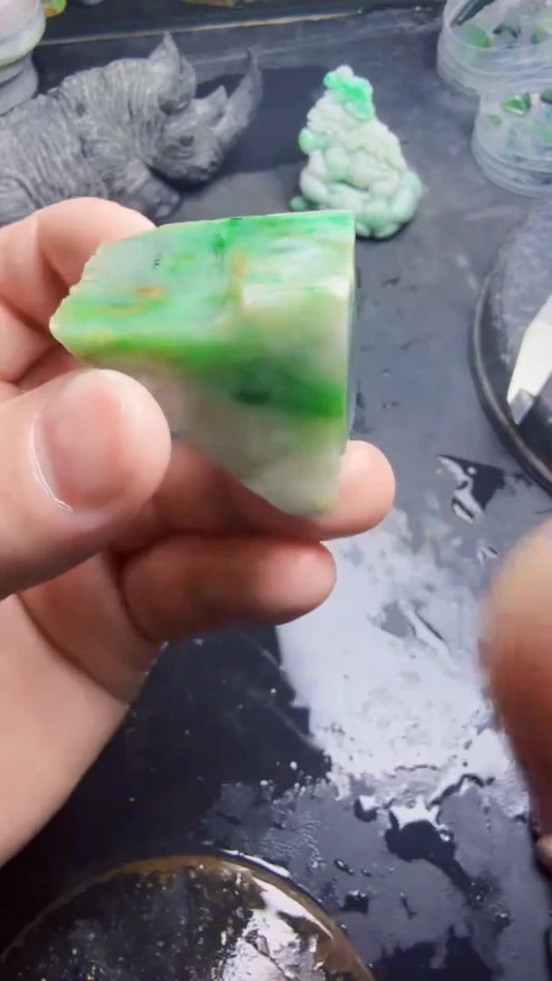 未镶嵌挂件翡翠天然翡翠094