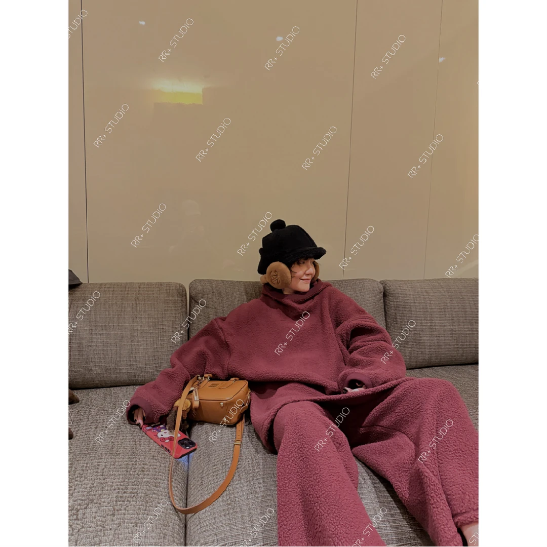 21838高级感慵懒摇粒绒软糯连帽卫衣女秋冬休闲百搭保暖上衣