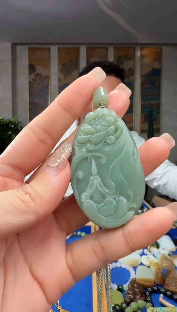 颈饰未镶嵌和田玉拍一发一