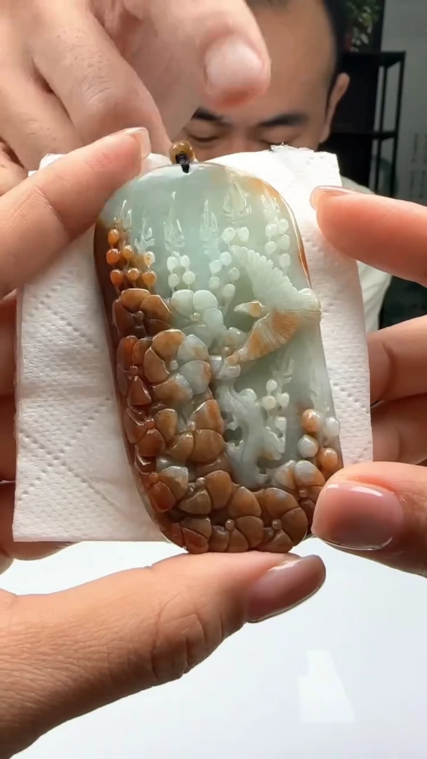 【闪购商品】翡翠颈饰未镶嵌天然翡翠A货吊坠