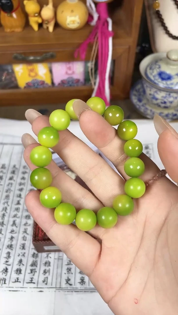 非洲檀香手串/手链菩提木质玉石手串/多发性其一/不带盒子
