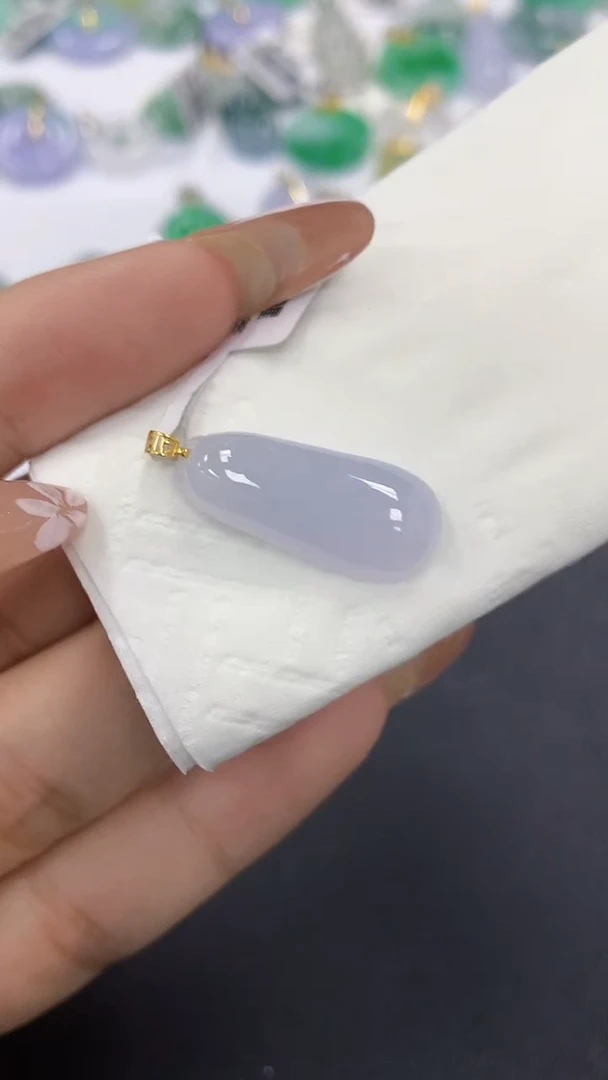 颈饰18K金镶嵌翡翠a货假一赔三支持复检百元上9元证书费自理