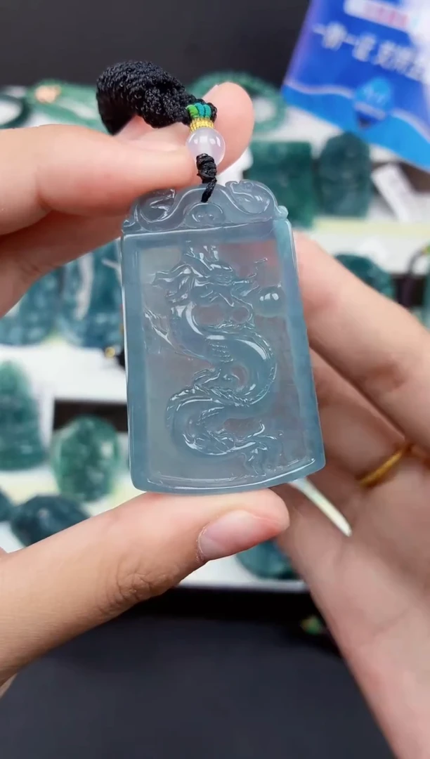 颈饰未镶嵌翡翠DLZ25121951