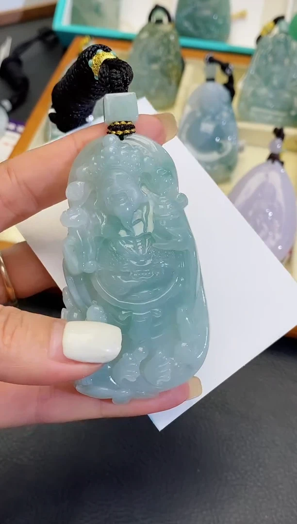 颈饰未镶嵌翡翠缅甸天然翡翠