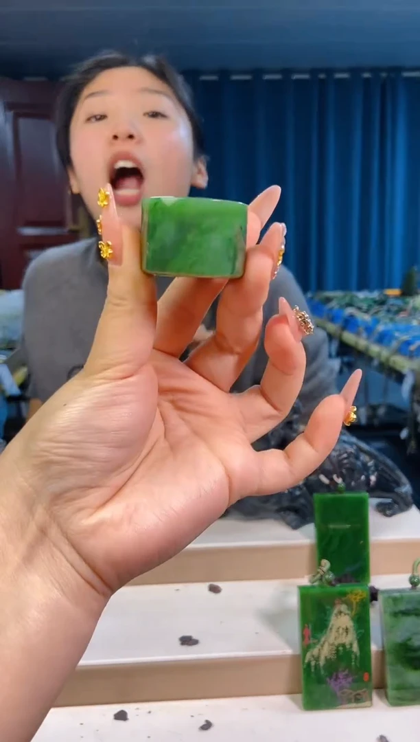 【闪购商品】和田玉挂件未镶嵌1