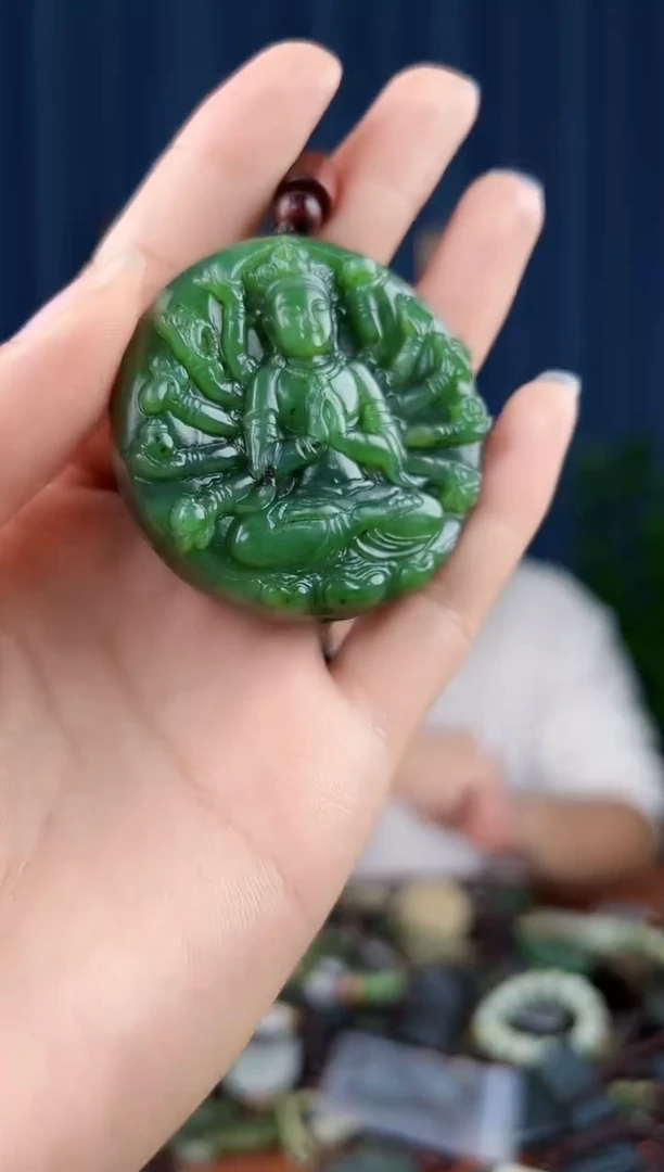 未镶嵌和田玉挂件拍一发一，多样性发货