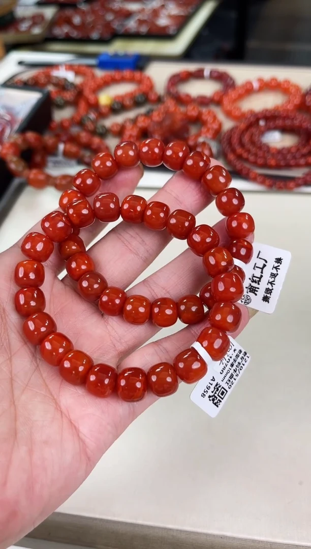 未镶嵌瓦西nxh老型手串10+南红玛瑙（多样式发其一）