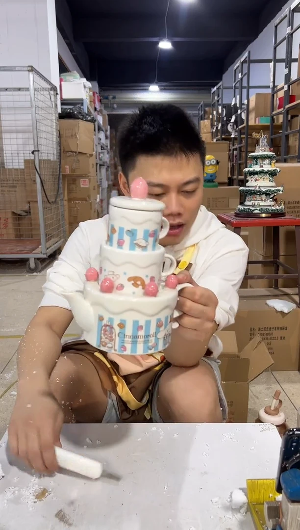 瓷片陶瓷玉桂狗蛋糕茶壶