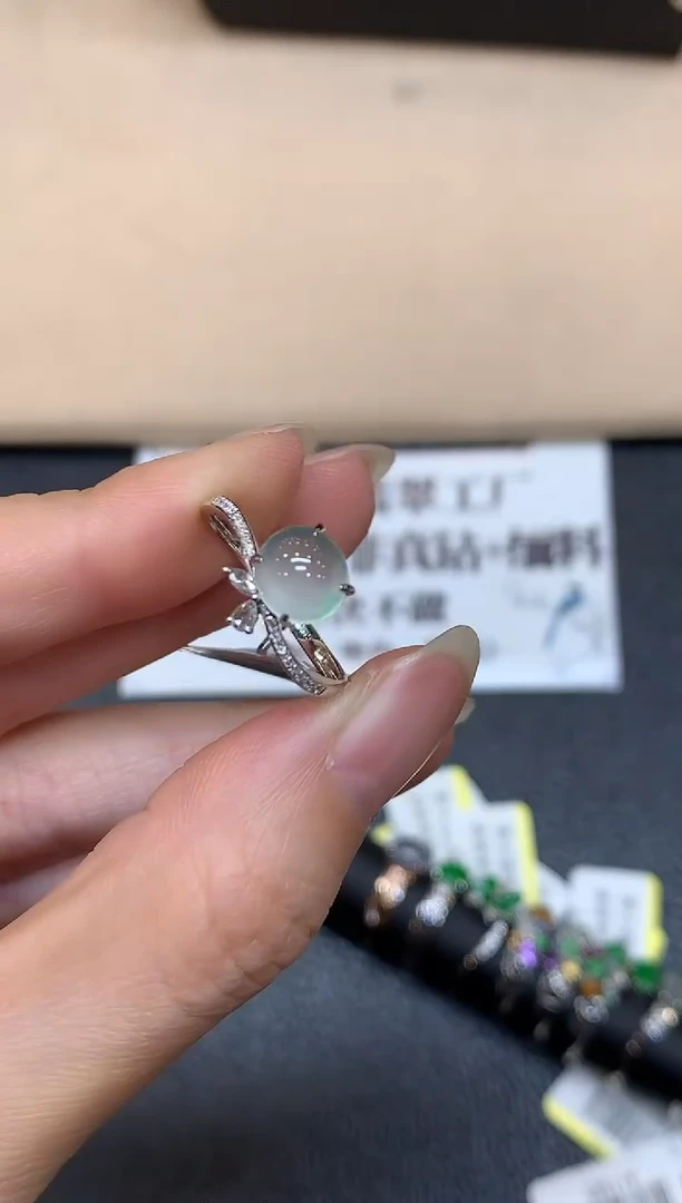 18K金镶嵌戒指翡翠5【无服务费蛋面【无服务费