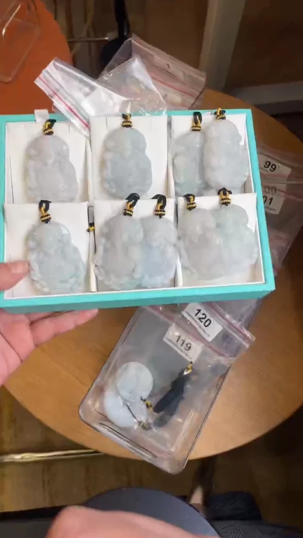 颈饰未镶嵌翡翠天然缅甸翡翠A货多样性发一财神爷121