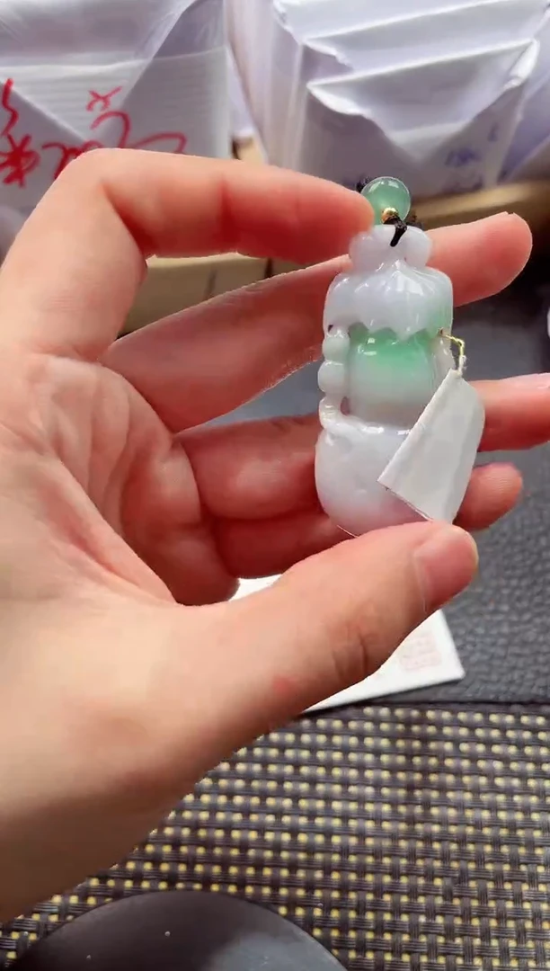 颈饰未镶嵌翡翠000111