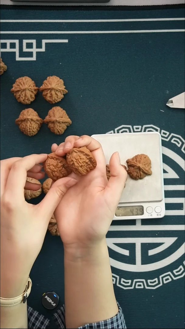 吊坠文玩核桃爱***宝三角白37全