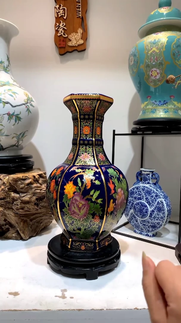 【闪购商品】景德镇陶瓷花瓶摆件1