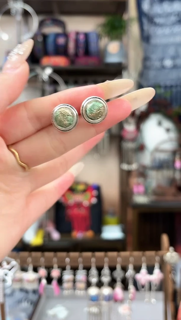 织绣民族风非遗老绣苗银饰品016