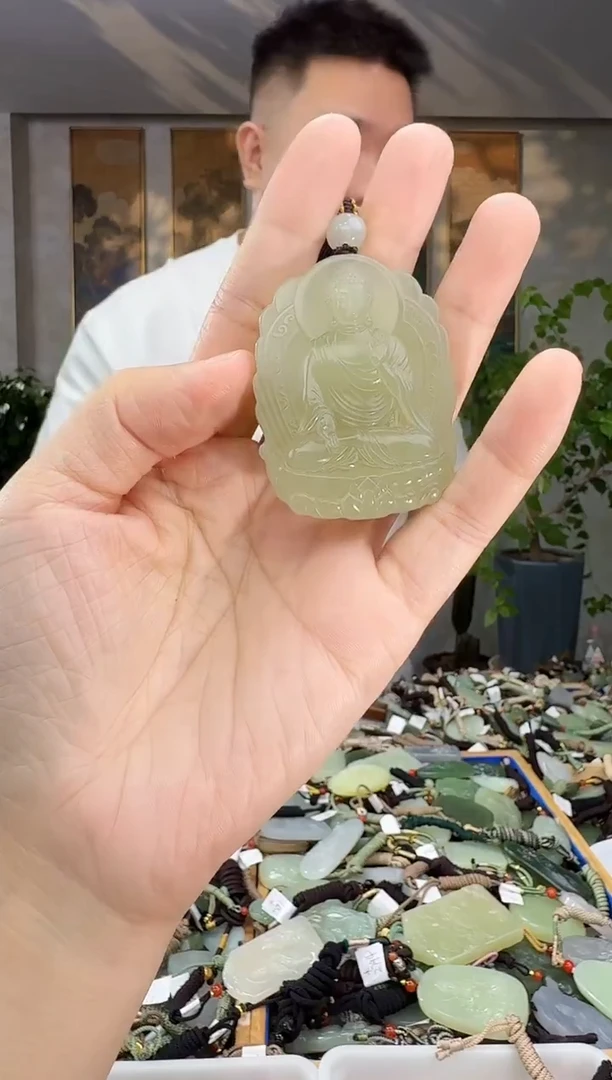 未镶嵌和田玉挂件拍一发一1