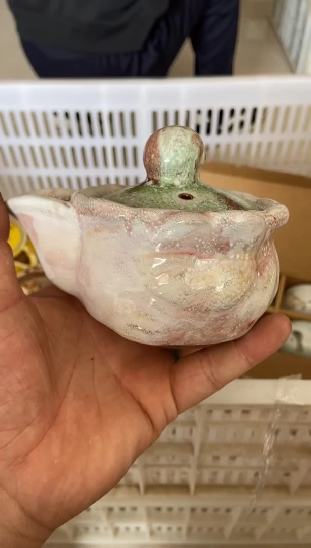 无运费险有瑕疵的摄影的产品有使用过的痕迹有点脏介意勿拍