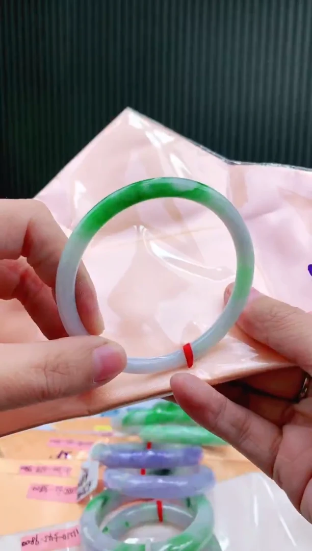 未镶嵌手镯翡翠59