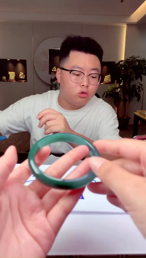 颈饰未镶嵌翡翠天然翡翠（拍一发一）