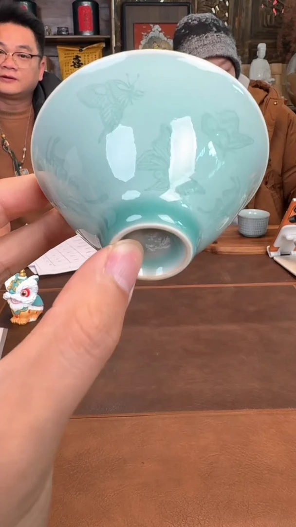【闪购商品】瓷片@@粉青蝴蝶斗笠盏1724