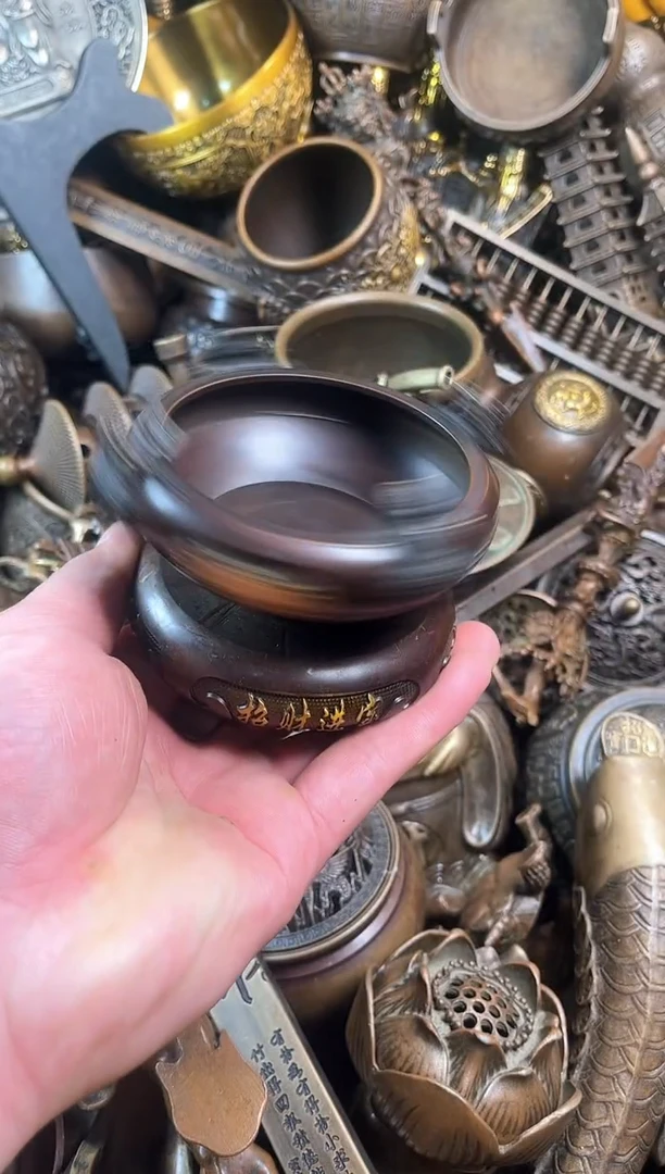 精美铜器点击下单