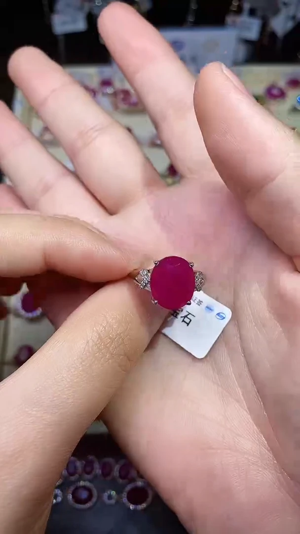 【闪购商品】红宝石戒指银S925镶嵌.......