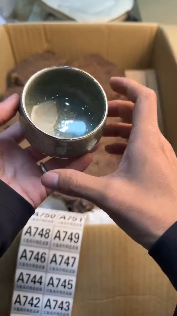 瓷片金*锅88888888      737