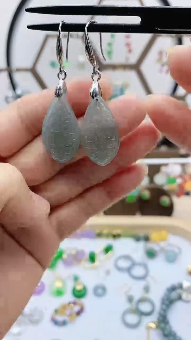 未镶嵌翡翠耳饰1